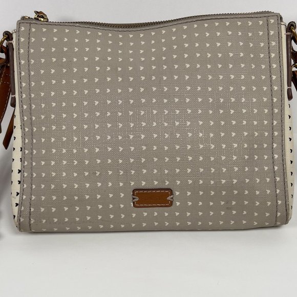 Fossil Emma Crossbody Grey White Hearts Handbag 10‎ x 8 Purse - Picture 2 of 16